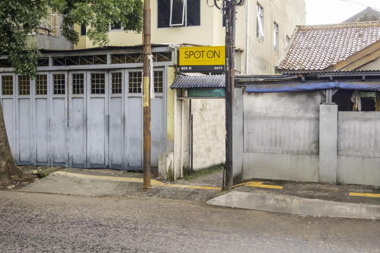 Hotel Super Oyo 2672 Bee M Syariah Bandung Zewnętrze zdjęcie