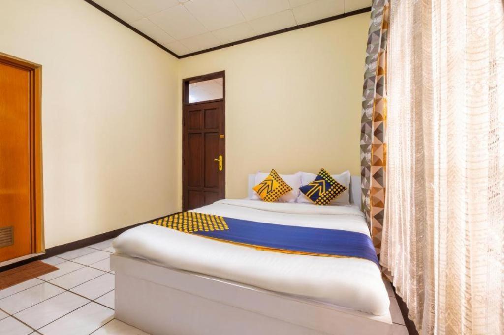Hotel Super Oyo 2672 Bee M Syariah Bandung Zewnętrze zdjęcie