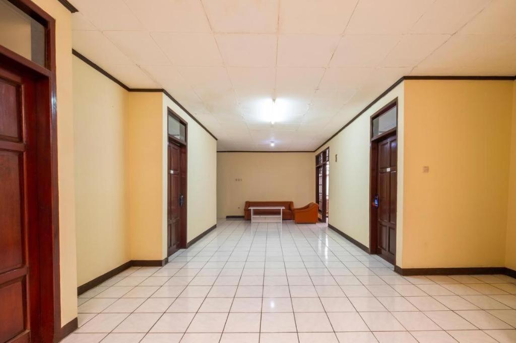 Hotel Super Oyo 2672 Bee M Syariah Bandung Zewnętrze zdjęcie